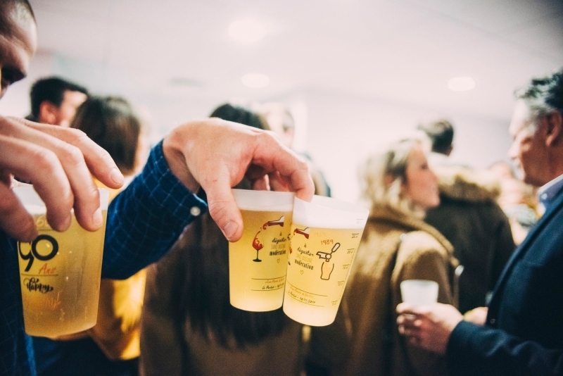 Verres personnalisés pour associations de quartier