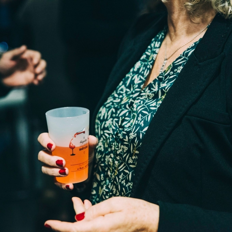 Verres personnalisés pour associations de quartier